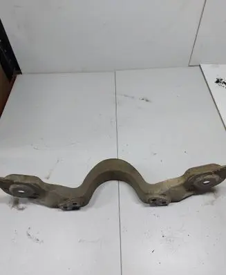 BMW 3 E46 Rear differential/diff mount bracket 