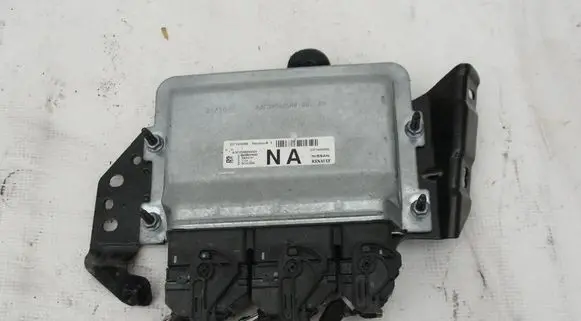 Dacia Sandero III Engine control unit/module ECU 237104638S