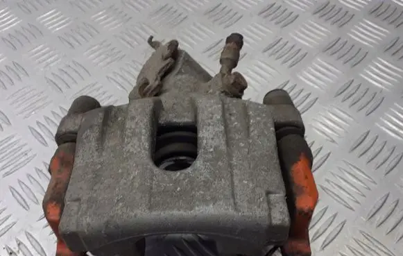 Opel Vectra C Rear brake caliper