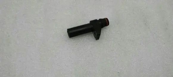 Mercedes-Benz S W140 Crankshaft position sensor A0031537428
