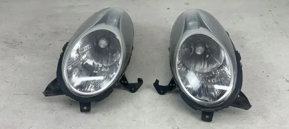 Nissan Micra Headlights/headlamps set 