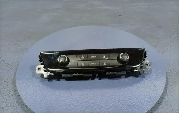 Opel Insignia A Climate control unit 39113537