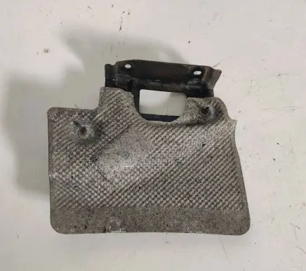 Exhaust heat shield