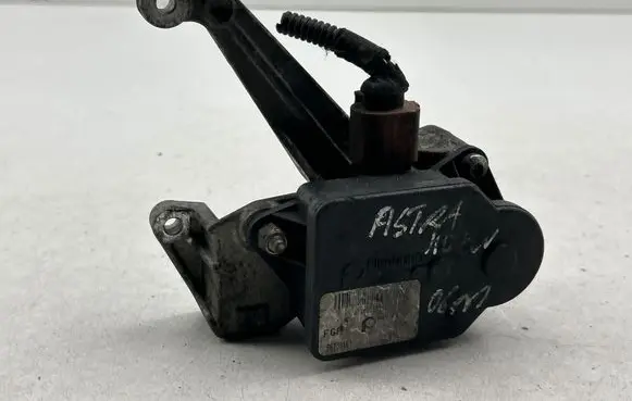Opel Astra H Intake manifold valve actuator/motor 55206457 70062102