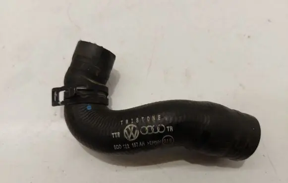 Engine coolant pipe/hose