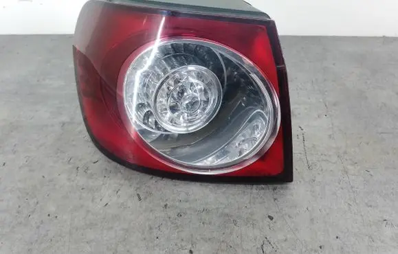Volkswagen Golf Plus Rear/tail lights 5M0945095F