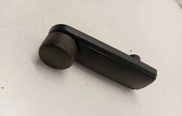 Volkswagen Transporter - Caravelle T4 Front door window winding handle 357837581 G8TT060V
