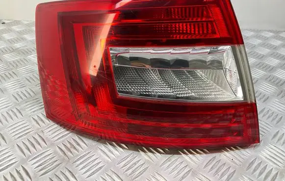 Skoda Octavia Mk3 (5E) Rear/tail lights 5E5945111
