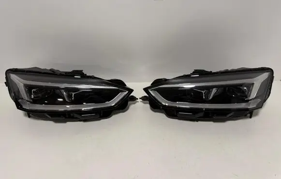 Audi A5 Headlights/headlamps set 8W6941034D 8W6941033D
