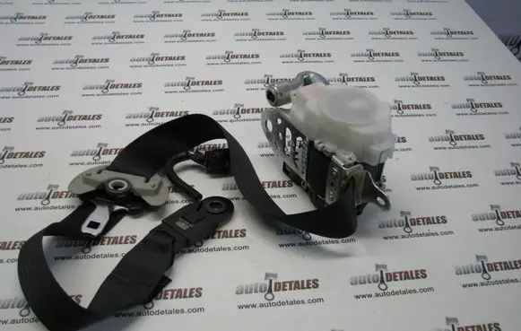 Lexus LS 460 - 600H Front seatbelt J090331