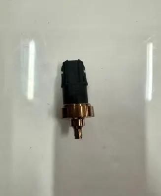 Toyota RAV 4 (XA50) Fuel pressure sensor 8945833030 89458-33030