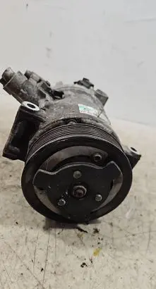 Volkswagen PASSAT B6 Air conditioning (A/C) compressor (pump) 5N0820803C 026066091B4 R134A1702P