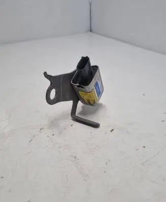 Toyota RAV 4 (XA20) Airbag deployment crash/impact sensor 8983042020 1879001141