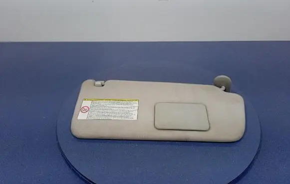 Toyota Corolla Verso AR10 Sun visor