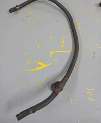 Volkswagen PASSAT B5.5 Fuel line/pipe/hose