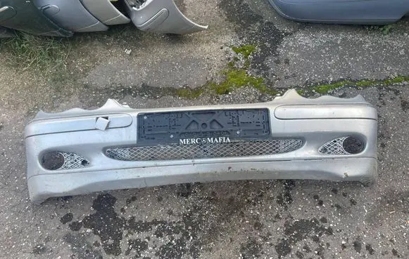 Mercedes-Benz C W203 Front bumper A2038802770