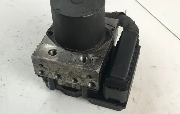 BMW 5 E60 E61 ABS Pump 6758743 0265234029 2265100359
