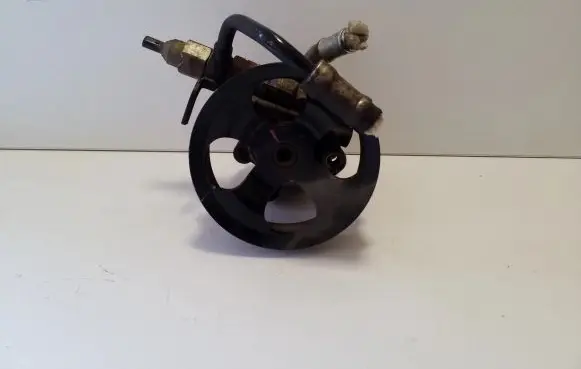 Toyota Hilux (AN120, AN130) Power steering pump GHF45324