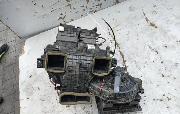 Renault Kangoo II Interior heater climate box assembly 271000017R