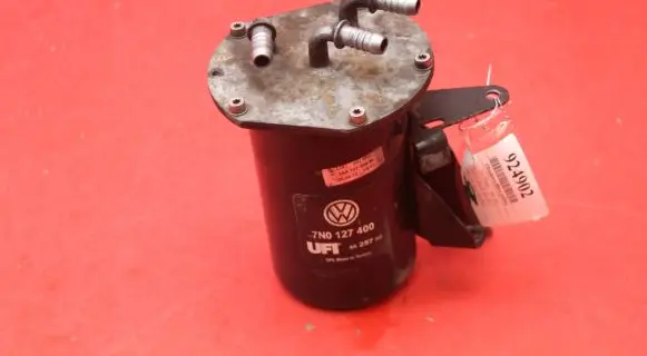 Volkswagen PASSAT CC Fuel filter housing 7N0127400