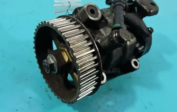 Renault Modus Fuel injection high pressure pump IMPRK1549384