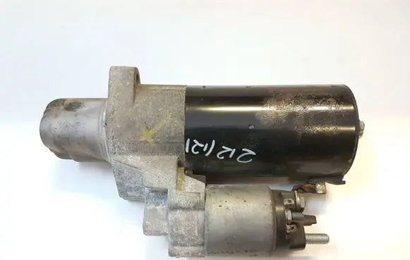 Mercedes-Benz E W212 Starter motor A0061519901