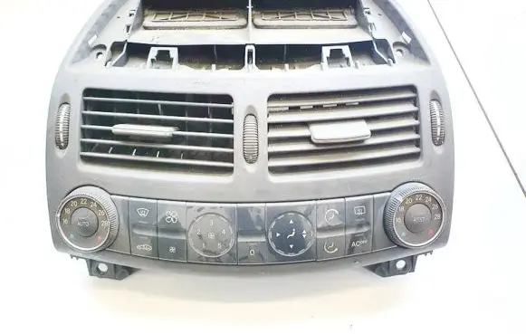 Mercedes-Benz E W211 Climate control unit 2118300085 2118300054