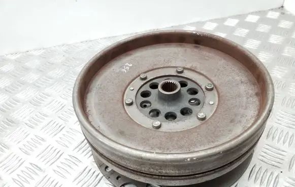 Audi A5 8T 8F Dual mass flywheel 0AW105317Q