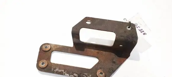 Volkswagen Transporter - Caravelle T5 Engine mounting bracket