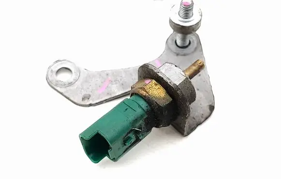 Coolant temperature sensor