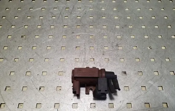 Ford Kuga I Turbo solenoid valve 6G9Q9E882CA 70177100