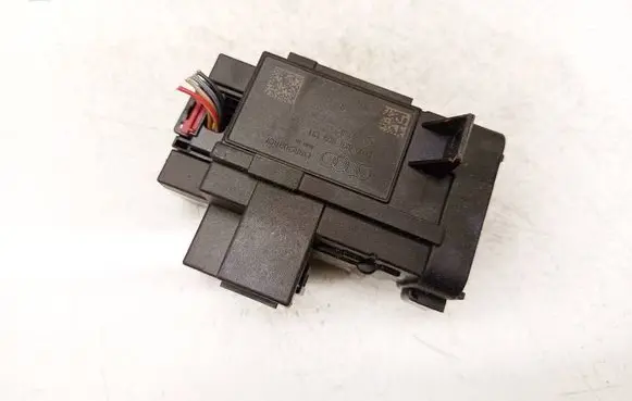 Audi A4 S4 B8 8K Ignition lock contact 8K0909131D