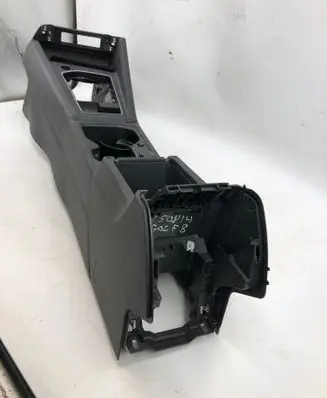Volkswagen Golf VIII Center console 5H0863241A