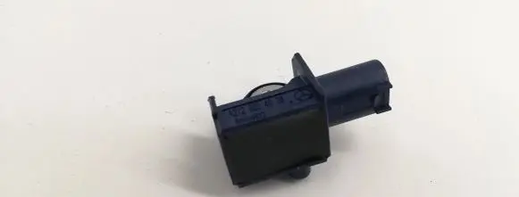 Mercedes-Benz E A207 Airbag deployment crash/impact sensor 2128204926