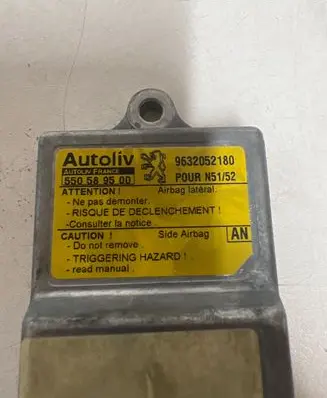 Peugeot 306 Airbag control unit/module 9632052180 550589500