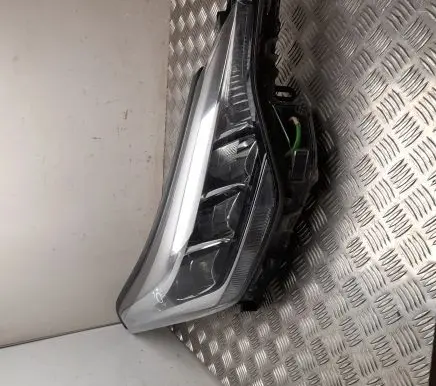 Toyota C-HR I Headlight/headlamp 81110F4180
