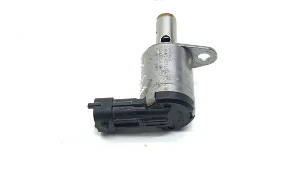 Jaguar XK - XKR Oil pressure sensor 8W936D255AA