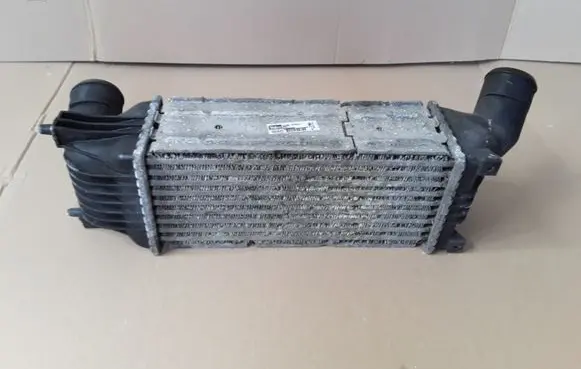 Peugeot 407 Intercooler radiator 9645682880 874823N
