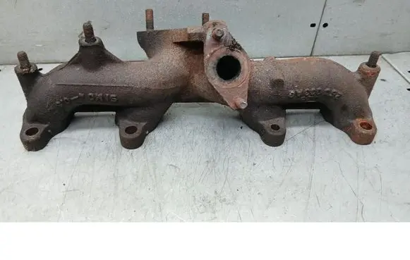 Audi A4 S4 B5 8D Exhaust manifold