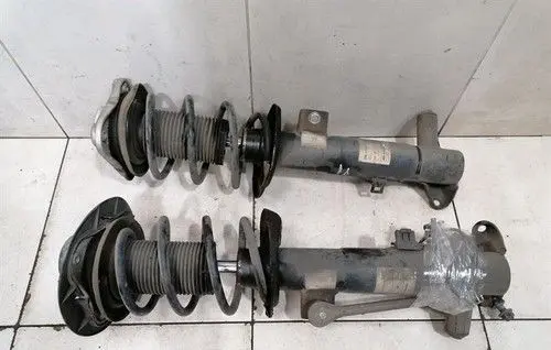 Mercedes-Benz E W212 Front shock absorber/damper A2123232600