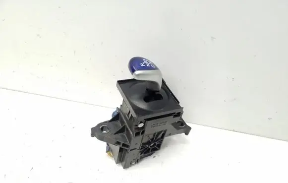 Toyota Prius (XW30) Gear shifter/selector 75C583LHD 8945147030