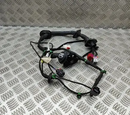 Porsche 911 992 Front door wiring loom V04015031A