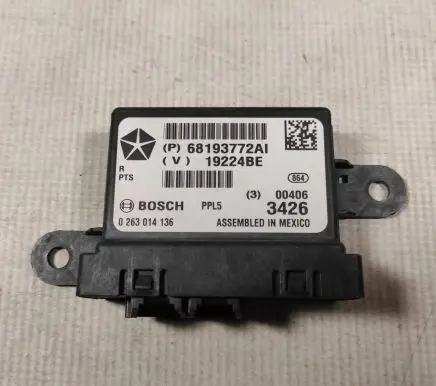 Chrysler Pacifica Parking PDC control unit/module 68193772AI 0263014136