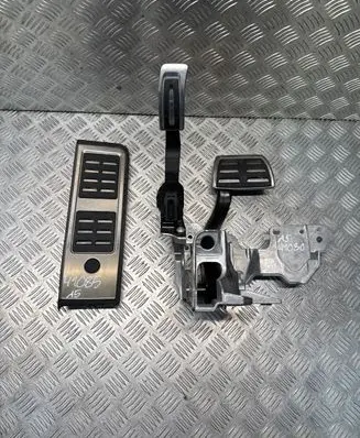 Audi A5 Pedal assembly 8W1723117 8W1864777B