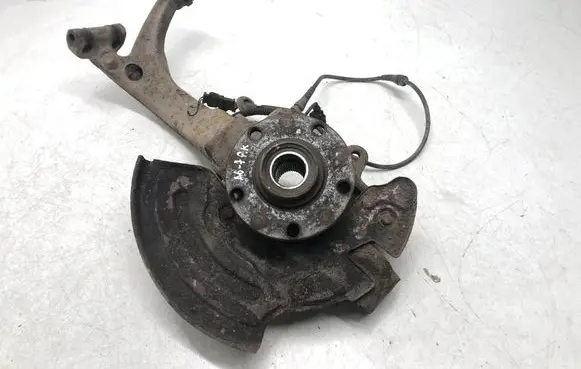 Audi A6 S6 C5 4B Front wheel hub spindle knuckle 8D0407257AE