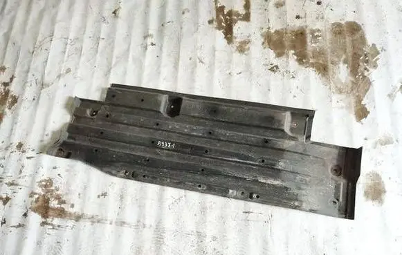 Mazda 3 I Engine splash shield/under tray br5s56343F