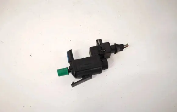BMW 7 E65 E66 Turbo solenoid valve 7516375 70012300