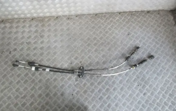 Ford Focus Gear shift cable linkage 4M5R7E395HB