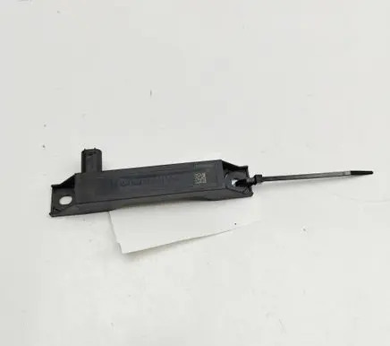 Mercedes-Benz GLA H247 Keyless system antenna A1779050500