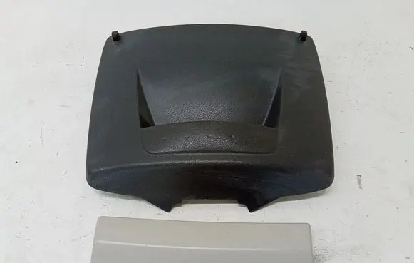 Volkswagen Fox Tailgate trim 03360030